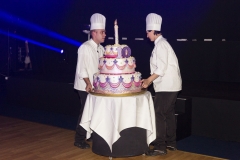 anniversaire-entreprise-gateau-geant