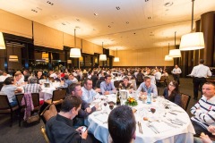 diner-entreprise-soiree-groupe