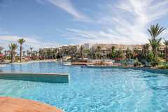 seminaire-piscine-tunisie-luxe